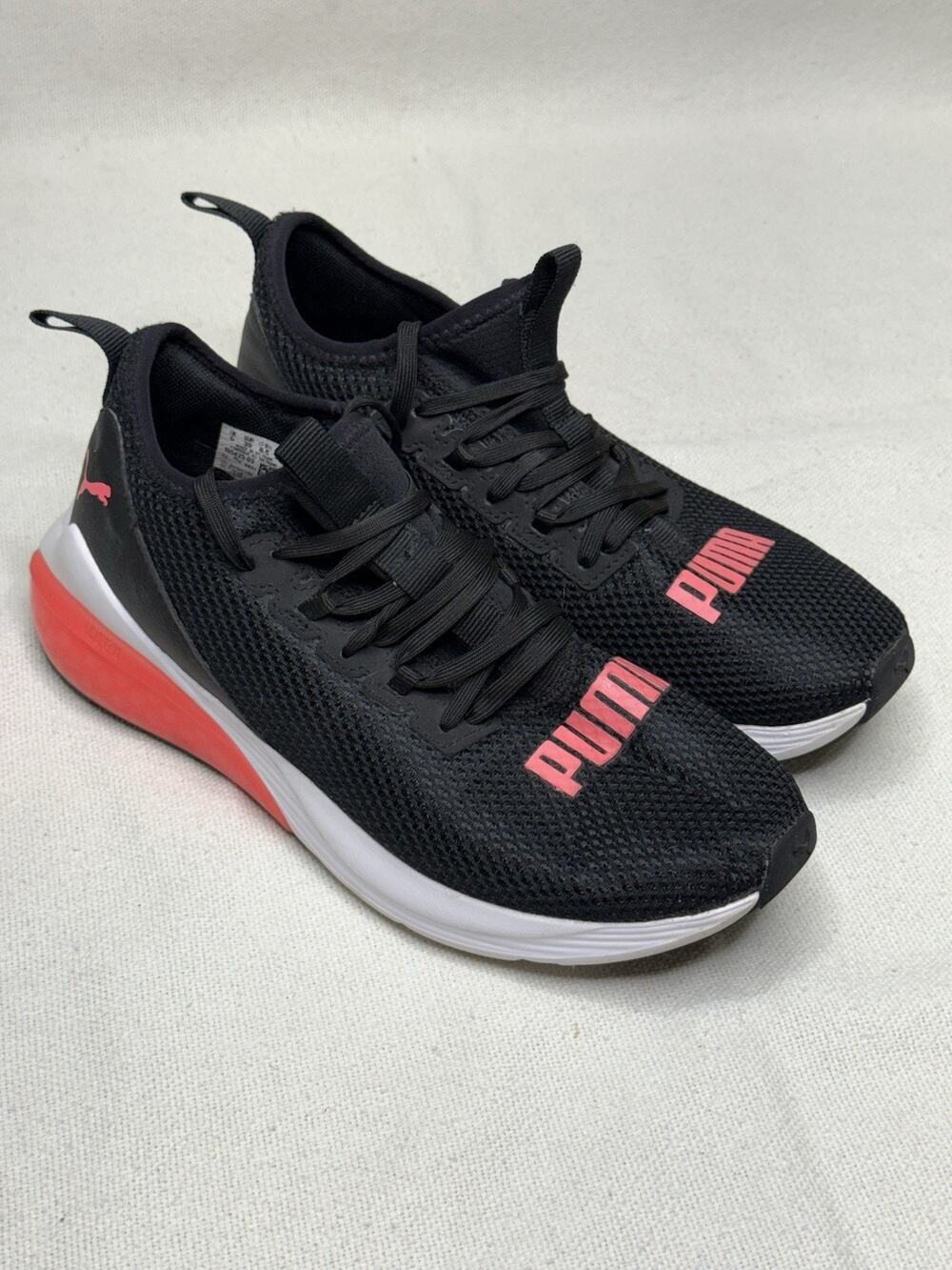 PUMA IOCELL Women’s Shoes Black White Running Sneakers Athletic Size 8.5